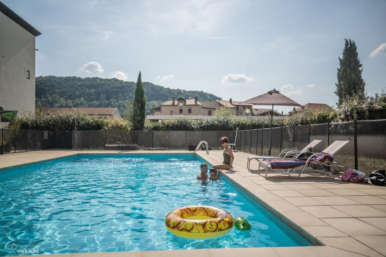 Hotel Cap Vert En Aveyron Saint-Affrique Exterior foto