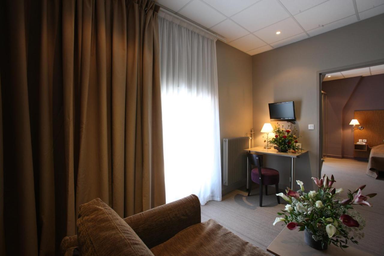 Hotel Cap Vert En Aveyron Saint-Affrique Habitación foto